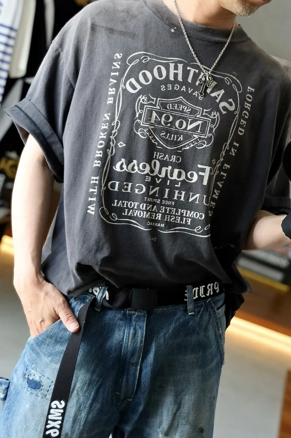 SAINT Mxxxxxx × NEIGHBORHOOD STHD . SS TEE FEARLESS/BLK NBHD Takizawa Shinsuke co-branded whiskey label/love skull angel distressed short sleeves washed black S-XL tube weave without side seam fabric ready-made Assute dyeing custom-woven NBHD co-branded main mark washed mark truly correct version top-level printing process restoration distressed treatment